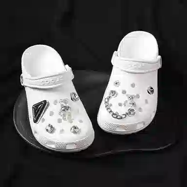 ZUOWEISHIJIA crocs DIY