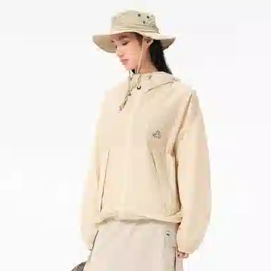PELLIOT Mountain Series Lightweight Sunscreen Jacket
