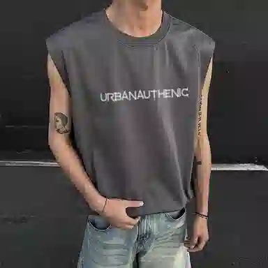 URBAN AUTHENTIC logo
