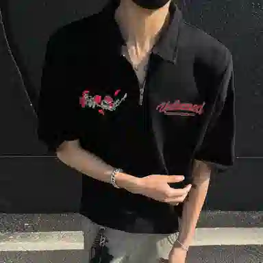 UNthemed logo240gPolo