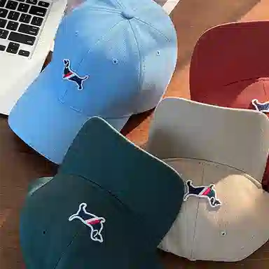 杨同学 精选刺绣小狗 棉 鸭舌帽 男女同款情侣款