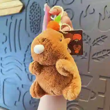 卡皮巴拉小黄豚 卡皮巴拉吐泡泡款挂饰可爱 水豚公仔 包包小装饰 毛绒 挂件 男女同款情侣款