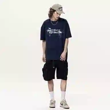 URBAN AUTHENTIC LOGOT