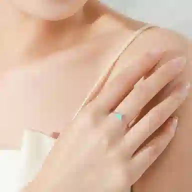 S925