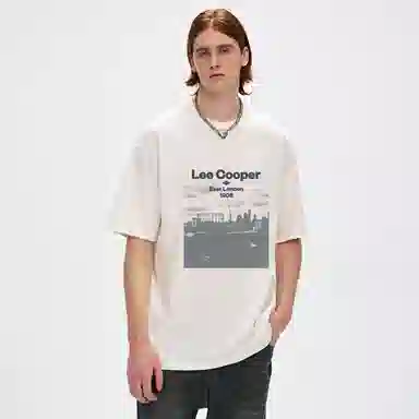 Lee Cooper T