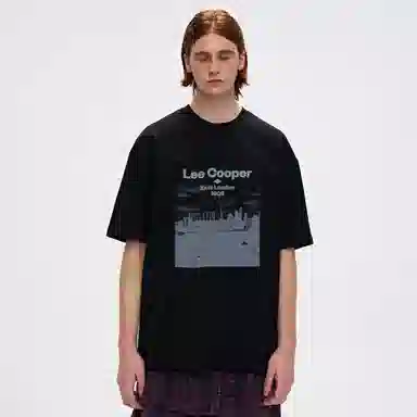 Lee Cooper T