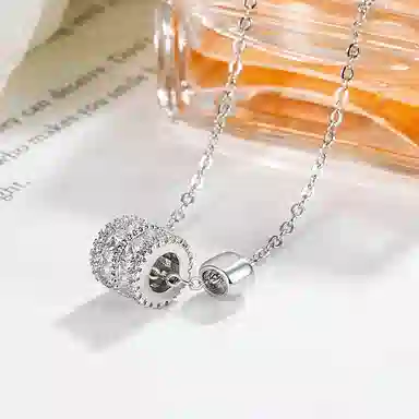 良碧 小蛮腰 几何复古经典轻奢气质小众设计高级感 百搭简约学生森系小清新 合金 项链 女款