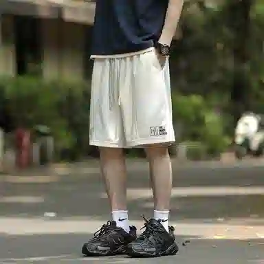 兰缪 日系纯色基础款日常通勤舒适透气亲肤柔软美式复古百搭运动户外宽松休闲短裤 男女同款