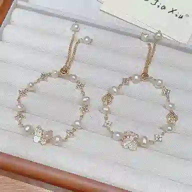 【快乐续费】 指尖瑰宝 生活的仪式感是偷偷爱自己的理由 通勤百搭小熊手饰轻奢气质小众精致温柔简约日常 珍珠 手链 女款