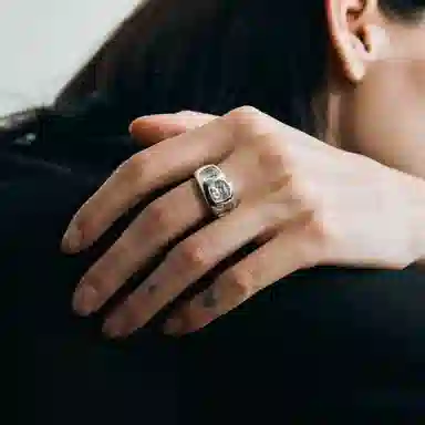 Empress 47 AROUND 925