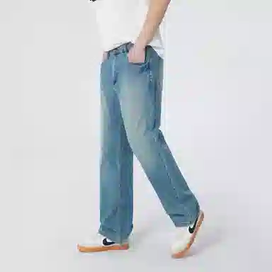 Lee Cooper