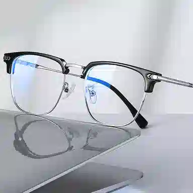 Cranta Komeia ins TR