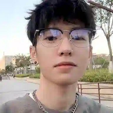 Cranta Komeia ins TR