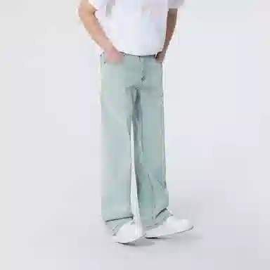 Lee Cooper