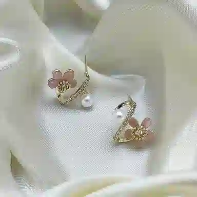 双生恋 花朵 一幅戴出两幅效果小众设计感百搭时尚精致日常通勤耳饰轻奢高级感 铜 耳钉 女款