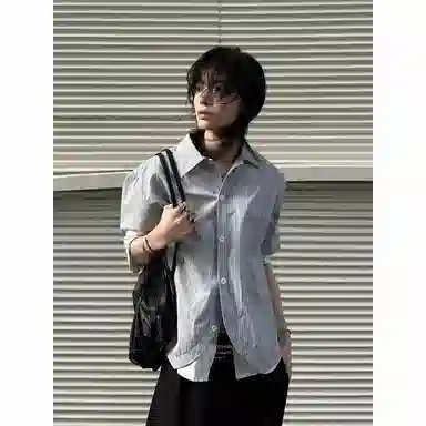 黑马漫画 高级感痞帅情侣款潮牌潮流短袖衬衫 男女同款 条纹