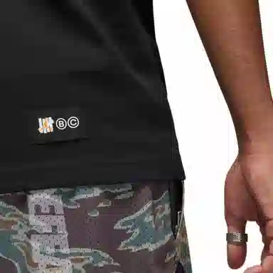 Jordan BrandUNDEFEATED T