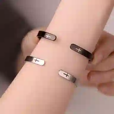ACROWN