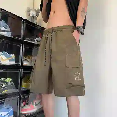 稻草人 美式街头嘻哈复古高街凉感亲肤多口袋中腰潮牌百搭个性痞帅学院风宽松休闲阔腿五分工装短裤 男女同款