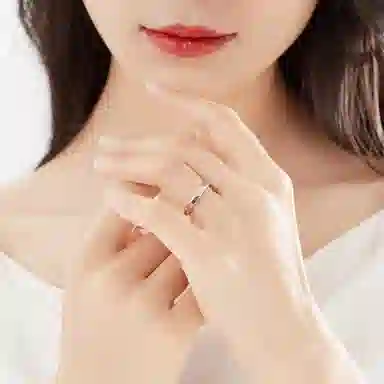 S925