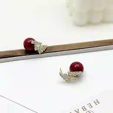 双生恋 复古红珍珠镶钻优雅气质小众设计感百搭时尚精致日常通勤约会轻奢高级感 铜合金 耳环 女款