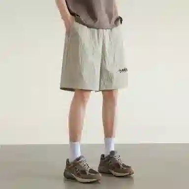 兰缪 基础款简约轻便通勤日常舒适美式复古百搭户外宽松运动休闲短裤 男女同款