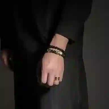 MOUNTAINS AND MANS 999