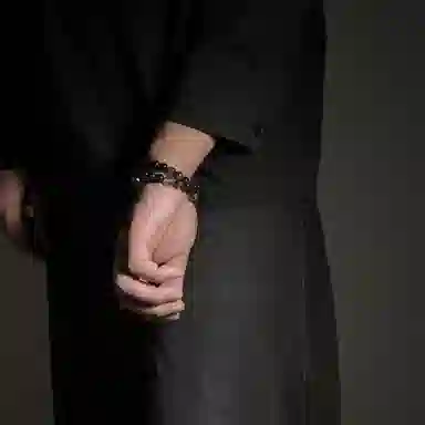 MOUNTAINS AND MANS 999