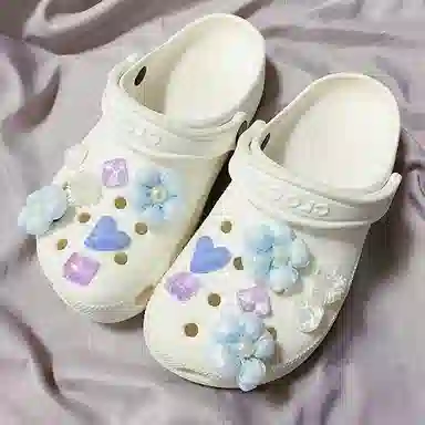 US8ACC Dream Flower Charm