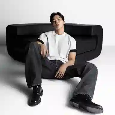 CALVIN KLEIN ckT