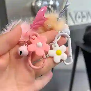 丹琴 可爱精灵蝙蝠小恶魔包包钥匙扣书包背包挂饰卡通玩偶公仔 合金 挂件 男女同款情侣款