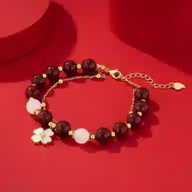 【诸事顺利】 法思梵 新中式幸运守护四叶草优雅气质平安如意首饰 轻奢小众国潮风清冷感时尚设计百搭简约显白手饰天然 朱砂 手链 女款