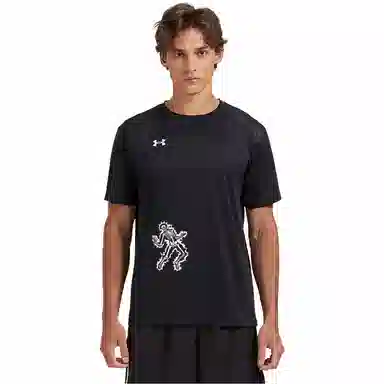 Under Armour T