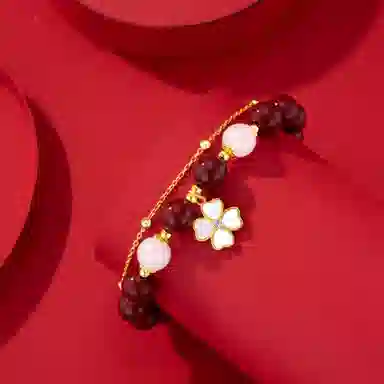 【诸事顺利】 法思梵 新中式幸运守护四叶草优雅气质平安如意首饰 轻奢小众国潮风清冷感时尚设计百搭简约显白手饰天然 朱砂 手链 女款