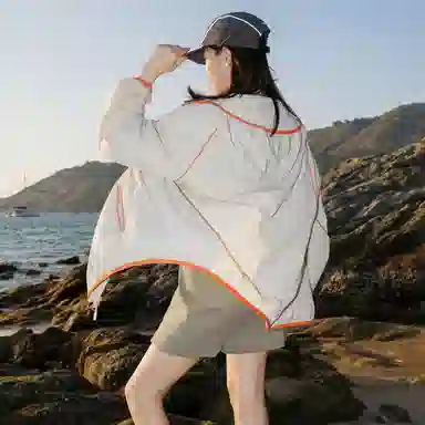 paddy julia UPF50+ logo