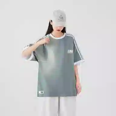 SPONGEBOB SQUAREPANTS logoT