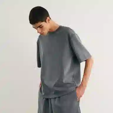 NONRADICAL (NR) "T