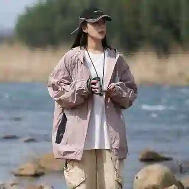 FAIRWHALE UPF50+logo