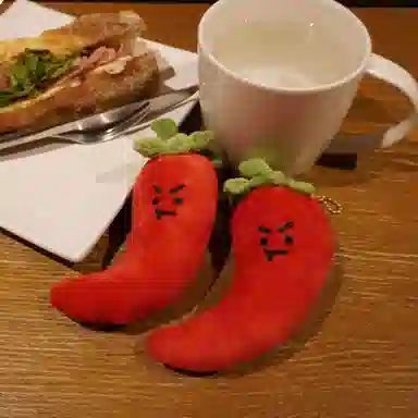 零界 创意可爱治愈水果蔬菜红辣椒 手机绳包包挂饰行李箱卡通玩偶#好运 毛绒 挂件 男女同款情侣款