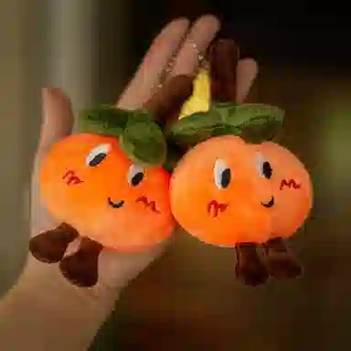 零界 软萌小柿子卡通治愈 创意手机绳包包行李箱  卡通玩偶#好运 毛绒 挂件 男女同款情侣款