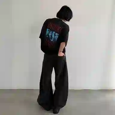 MAD WITCH T