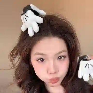 零界 可爱爪爪手掌抓夹治愈创意卡通立体#好运 毛绒 发夹 女款