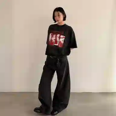 MAD WITCH T