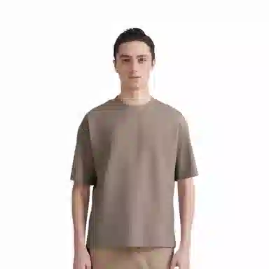 HM T