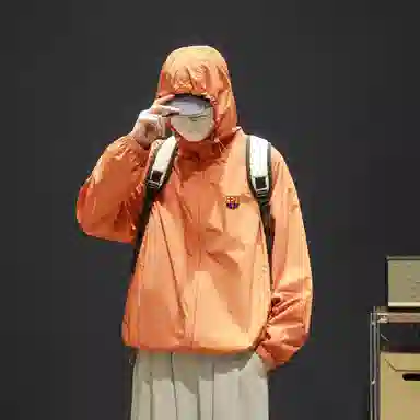 巴塞罗那足球俱乐部 户外冰皮轻薄外套皮肤衣宽松连帽 超轻透气防紫外线防晒服 男女同款