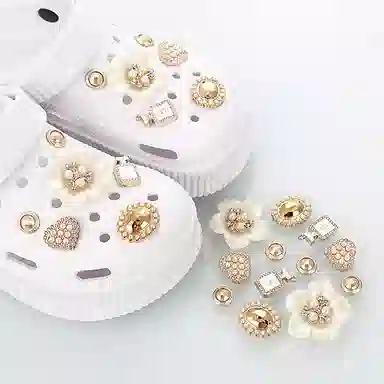 crocs DIY