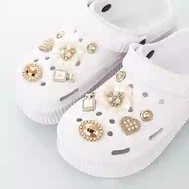 crocs DIY