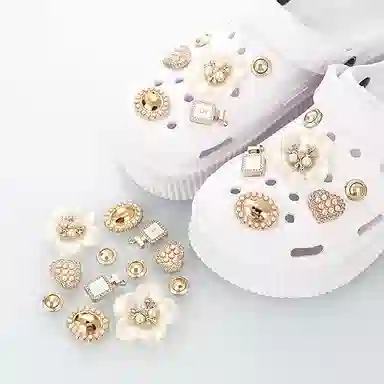 crocs DIY