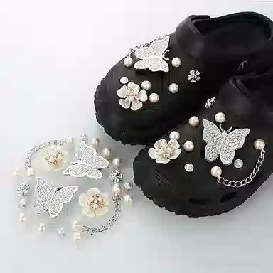 Crocs DIY