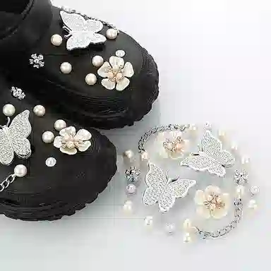 Crocs DIY